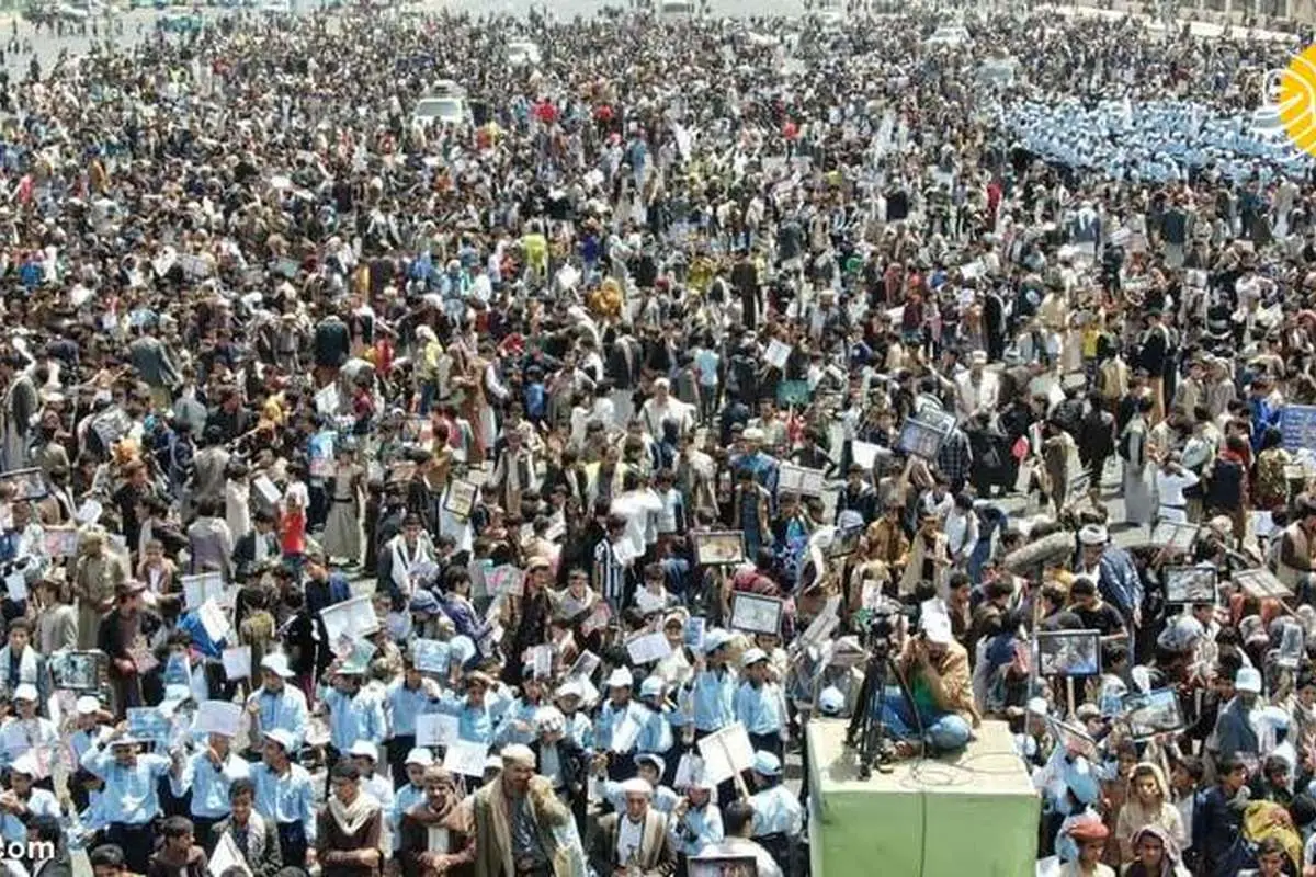 (تصاویر) تظاهرات بزرگ کودکان یمنی علیه سازمان ملل