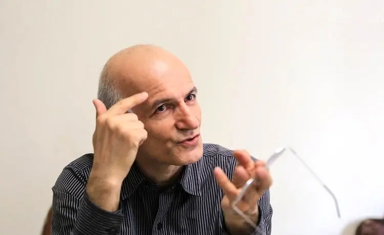 اصلاح‌طلبان فکر می‌کنند هر سازی بزنند جامعه باید با آن برقصد
