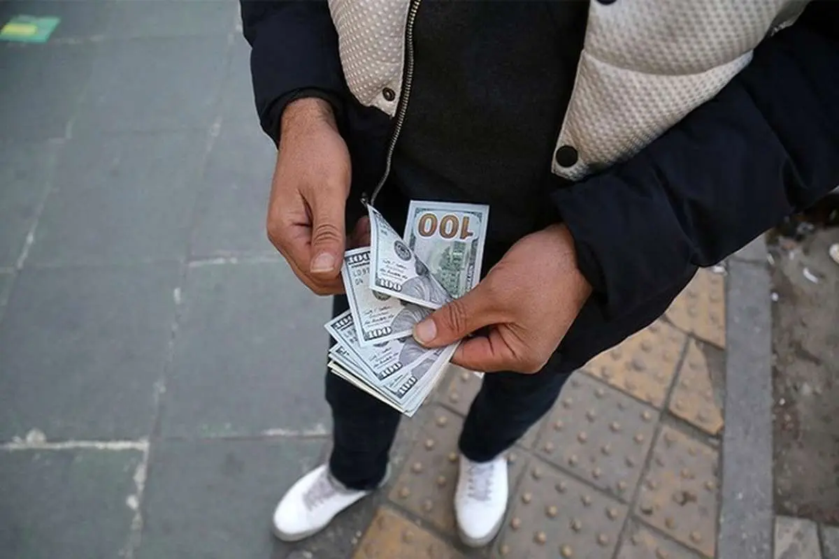 دو شرط تک نرخی شدن دلار