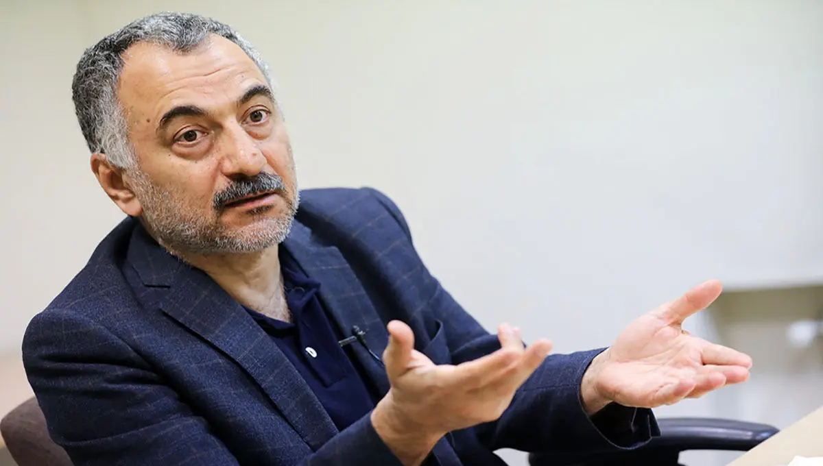 بررسی پدیده بناپارتیسم ایرانی