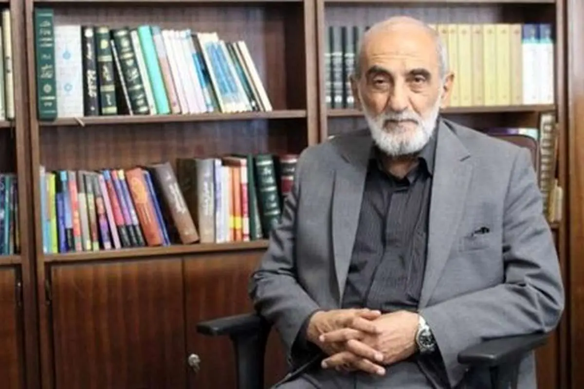 شریعتمداری: لغو سریع تحریم یعنی دخترهایمان را به دست داعش بدهیم