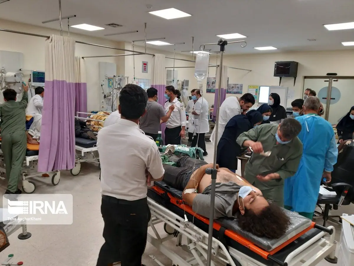 (تصاویر) خبرنگاران مجروح حادثه واژگونی اتوبوس