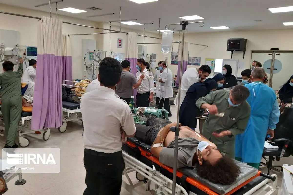 (تصاویر) خبرنگاران مجروح حادثه واژگونی اتوبوس