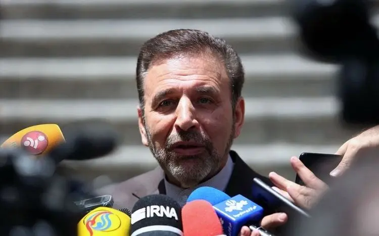 انتقاد تند واعظی از همتی: او هیچ اختلافی با روحانی نداشت