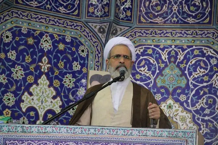 امام جمعه قم: همه مشکلات با انتخاب فرد اصلح از بین می‌رود، این یک تحلیل دقیق است