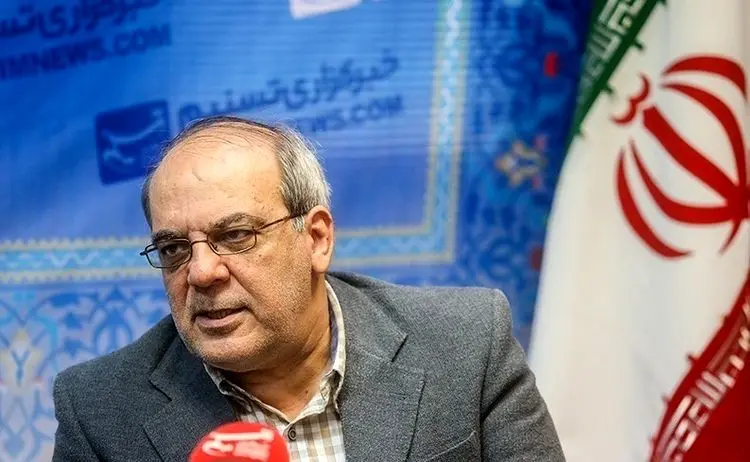 توصیه عباس عبدی به جناح‌های سیاسی: نسل‌های قبلی تان را کنار بگذارید