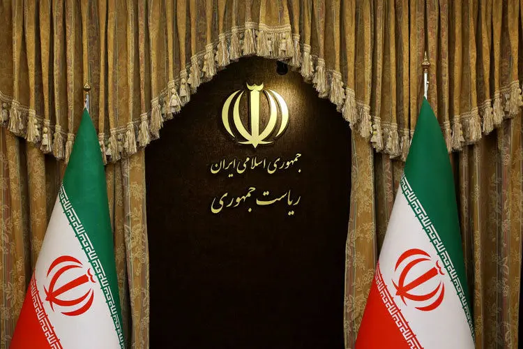 پاسخ دولت به نامزدهای انتخابات درباره افزایش قیمت بنزین و حوادث آبان ۹۸