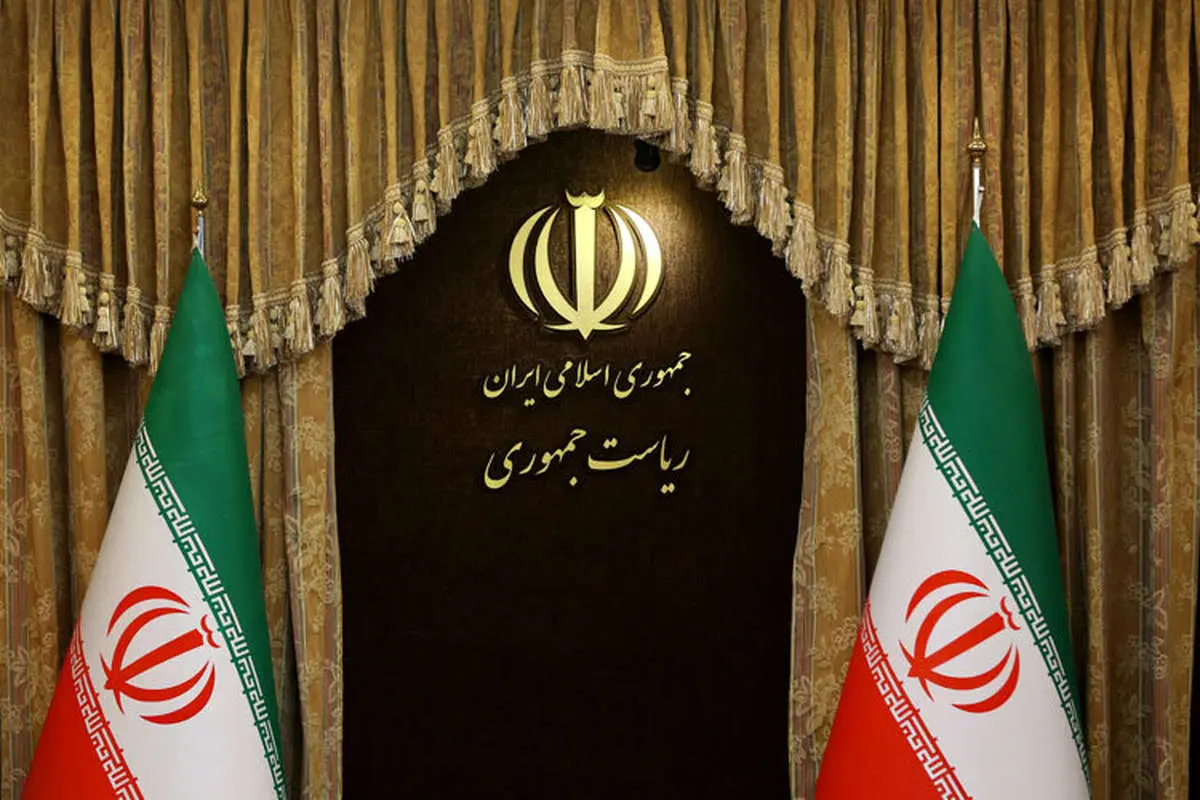 پاسخ دولت به نامزدهای انتخابات درباره افزایش قیمت بنزین و حوادث آبان ۹۸
