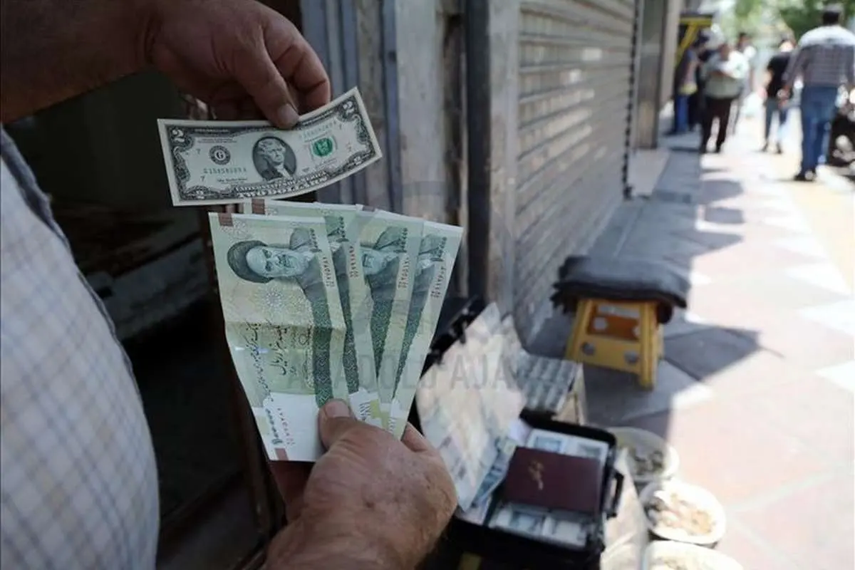 پیشبینی قیمت دلار در بازار امروز دوشنبه ۲۴ خرداد