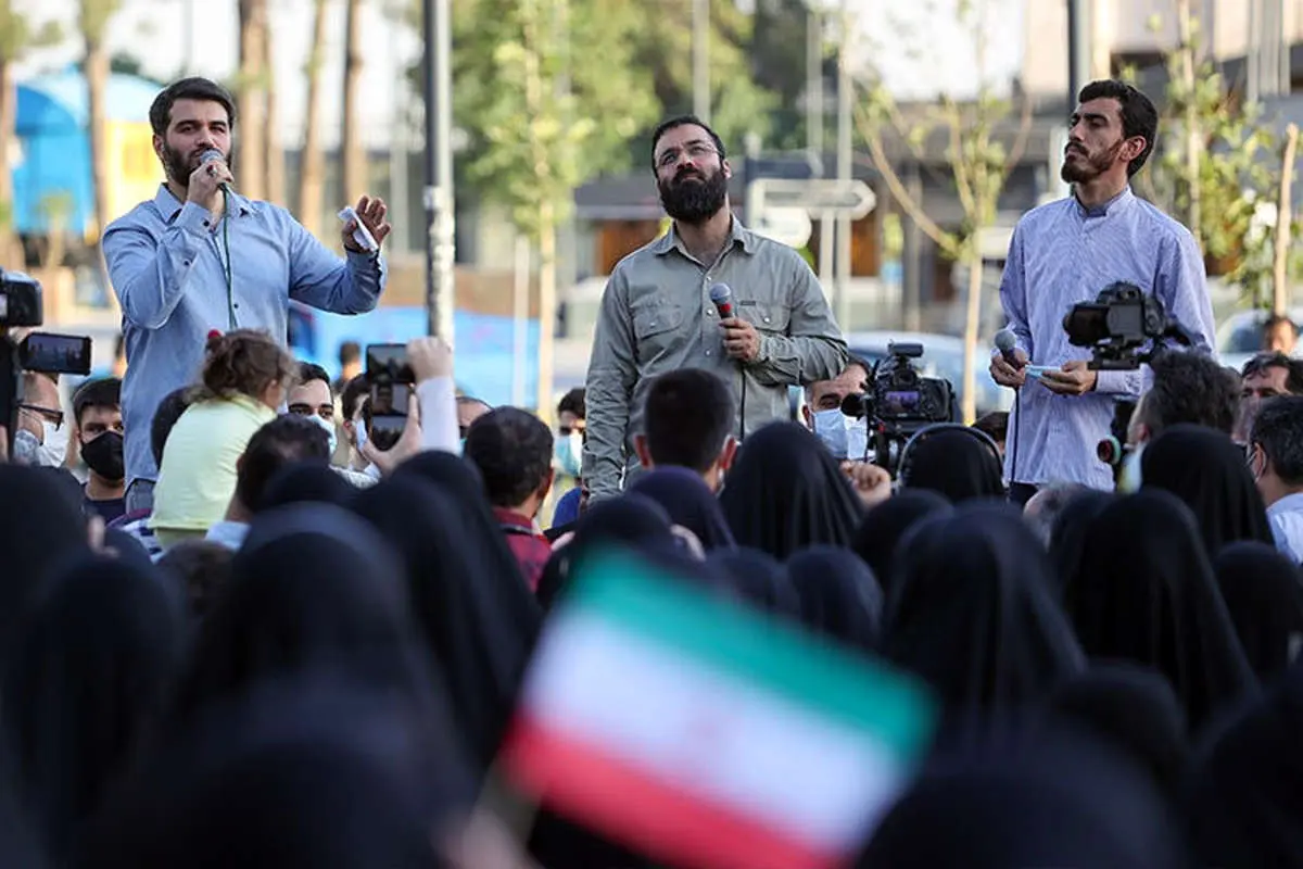 (تصاویر) حضور انتخاباتی مداحان در خیابان