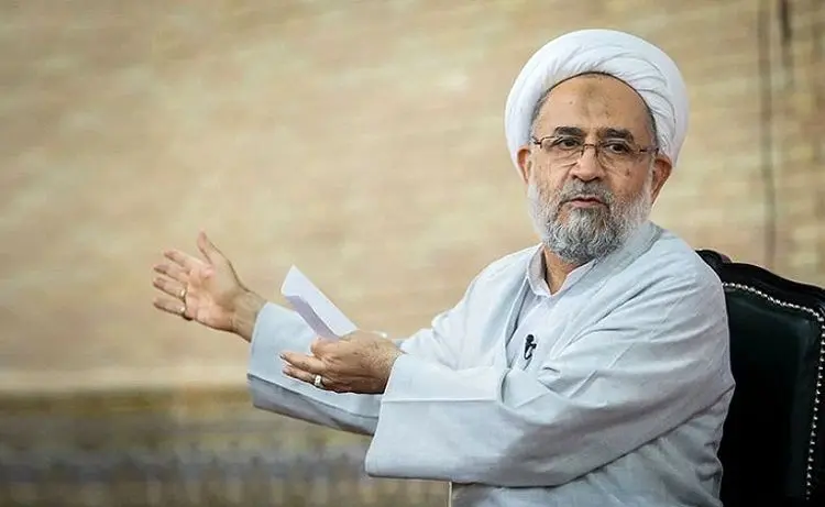 رمزگشایی از سخنان حیدر مصلحی و ردصلاحیت لاریجانی