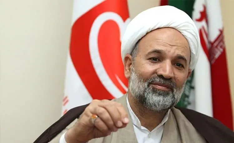 عضو جبهه پایداری: بمب خبری در راه است!