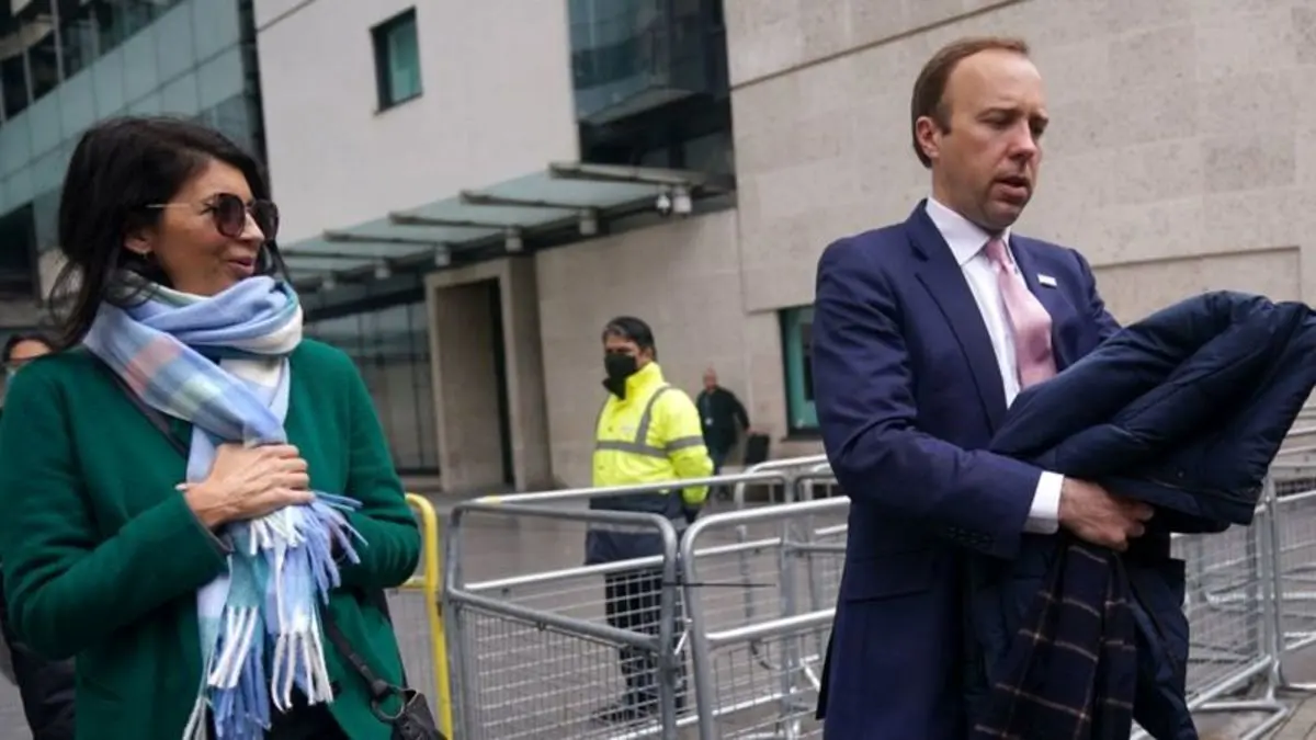 استعفای آقای وزیر پس از رسوایی رابطه با دستیارش!