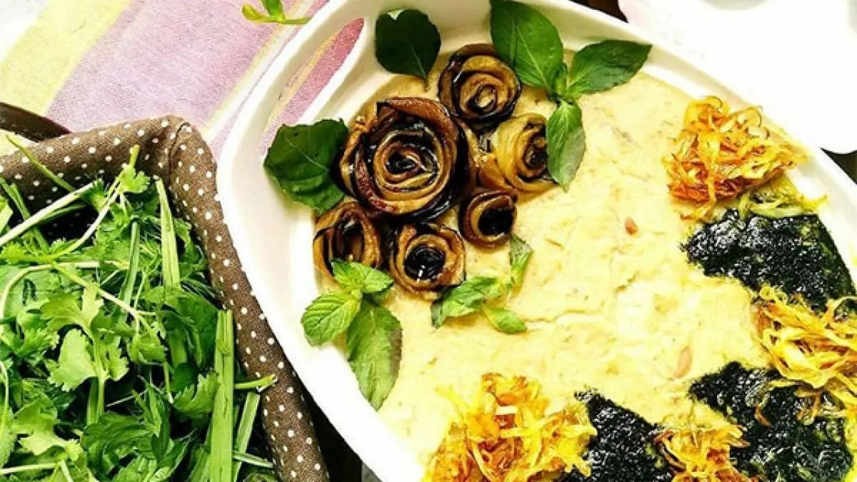 طرز تهیه آش بلغور و بادمجان، غذایی مقوی و لذیذ