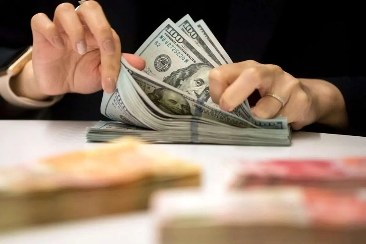 پیشبینی قیمت دلار امروز شنبه ۱۲ تیر ۱۴۰۰