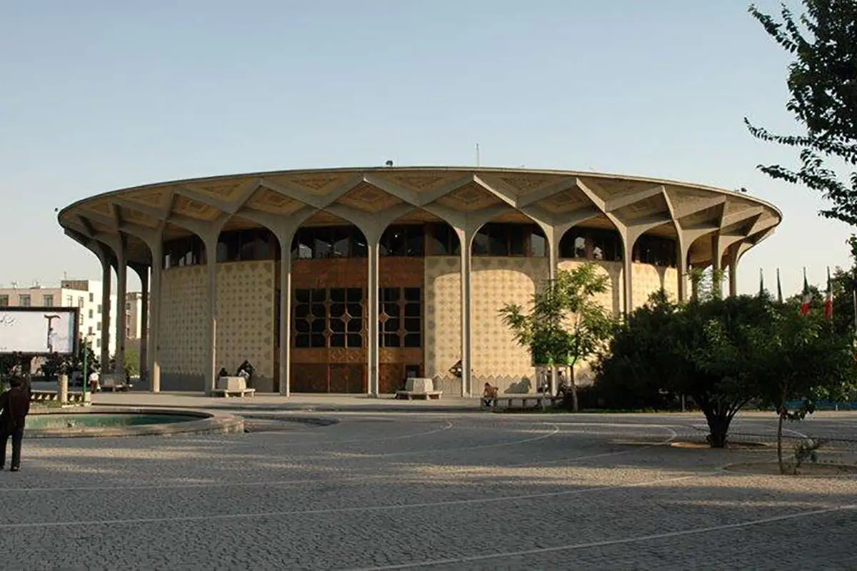 تئاترشهر تعطیل شد