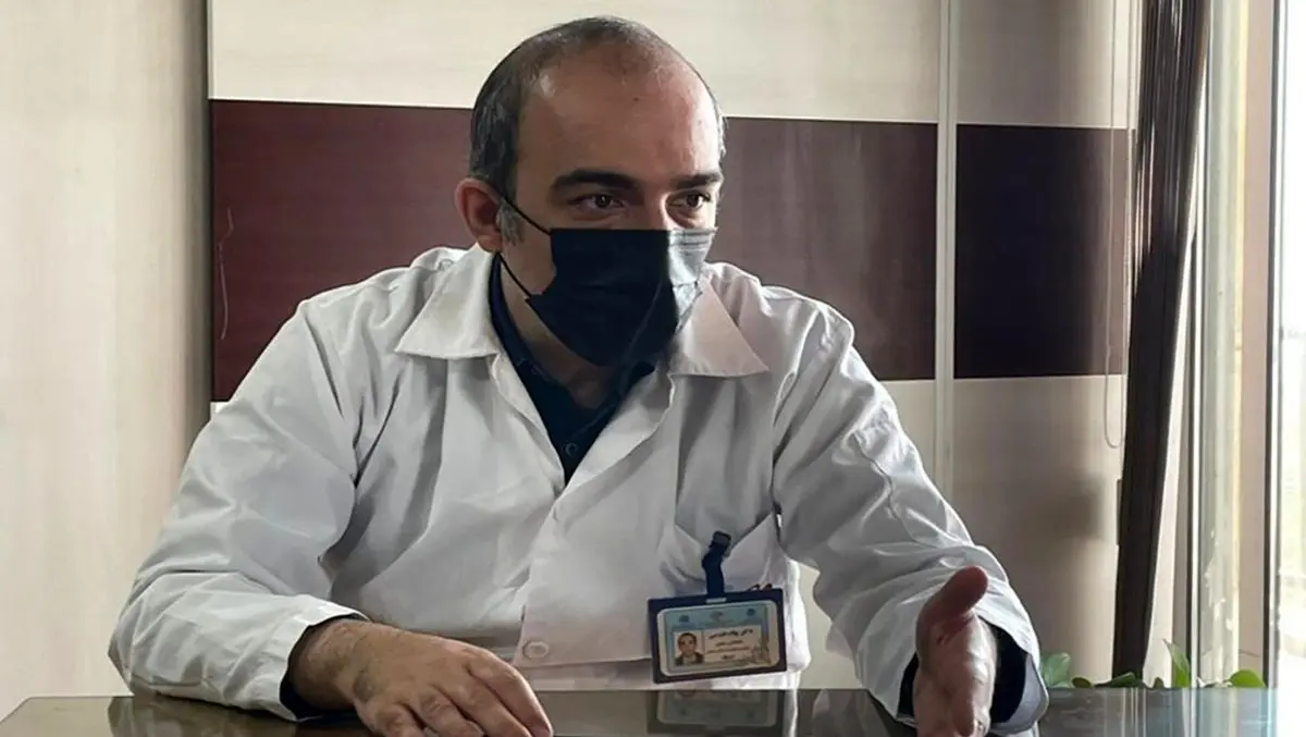 (ویدئو) طبرسی: این چه وضع واکسیناسیون و بازی با رنگ‌هاست؟