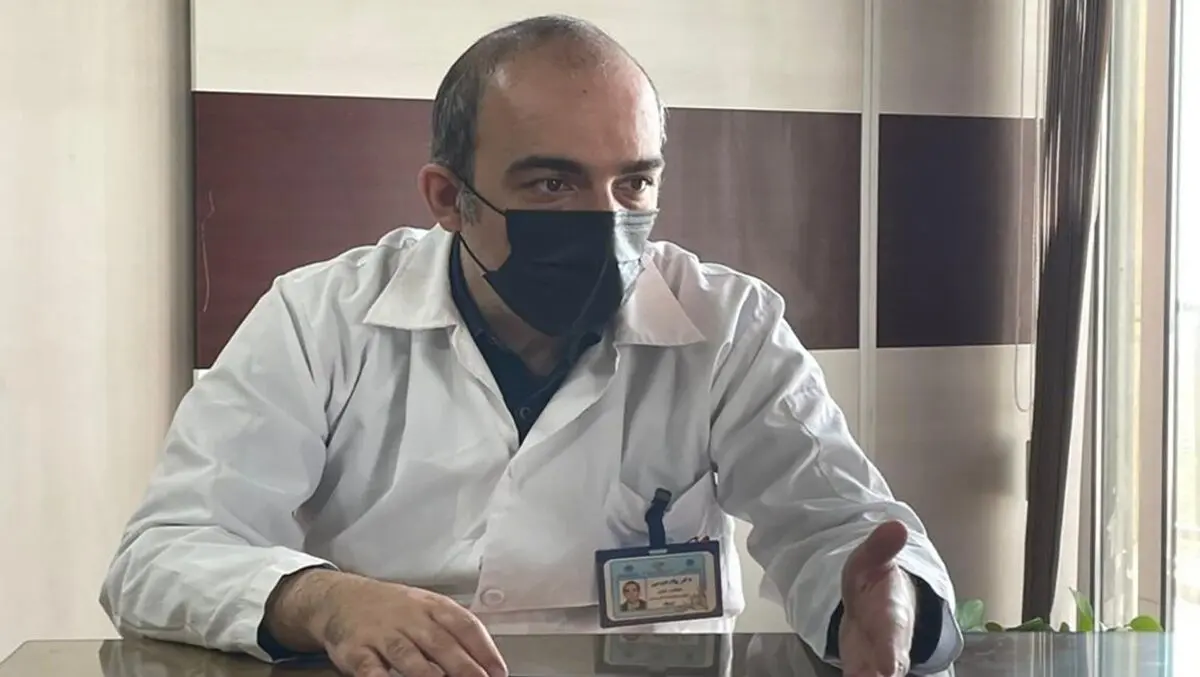 (ویدئو) طبرسی: این چه وضع واکسیناسیون و بازی با رنگ‌هاست؟