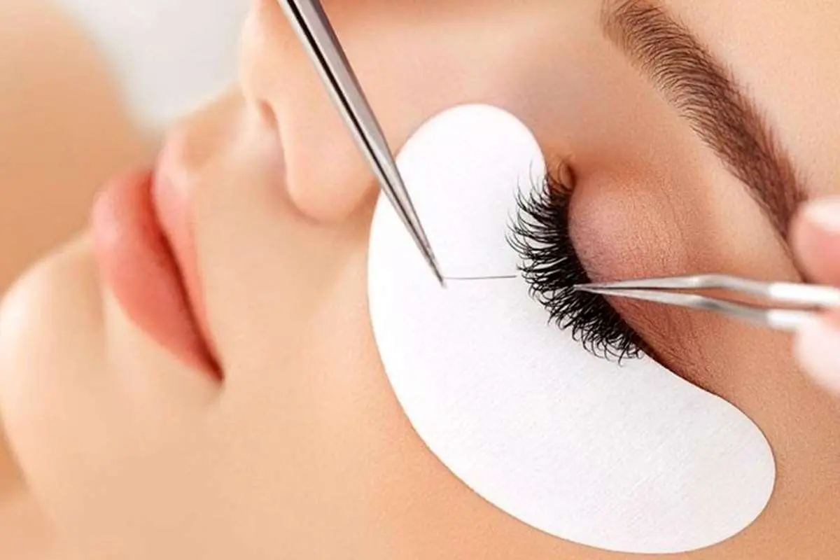 چرا بازار کار اکستنشن مژه داغ است؟