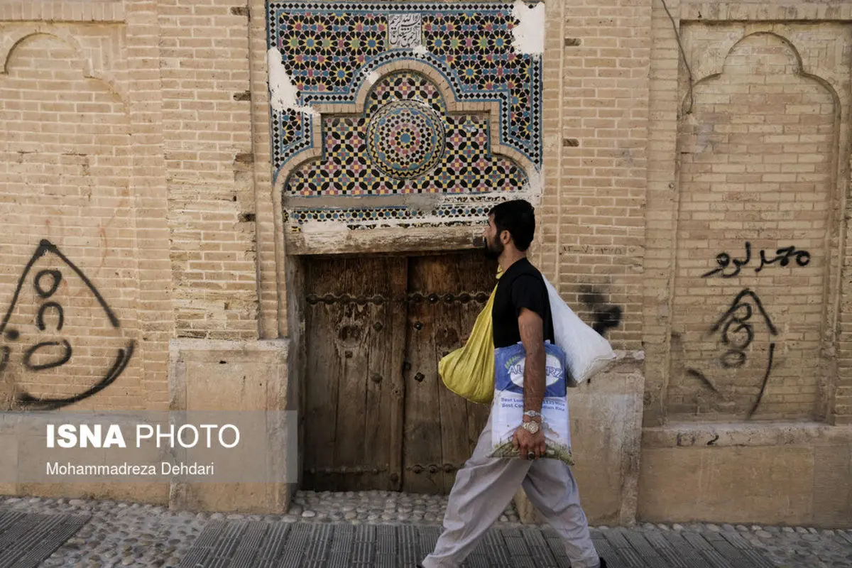 (تصاویر) تاراج «سر در» خانه‌های قدیمی