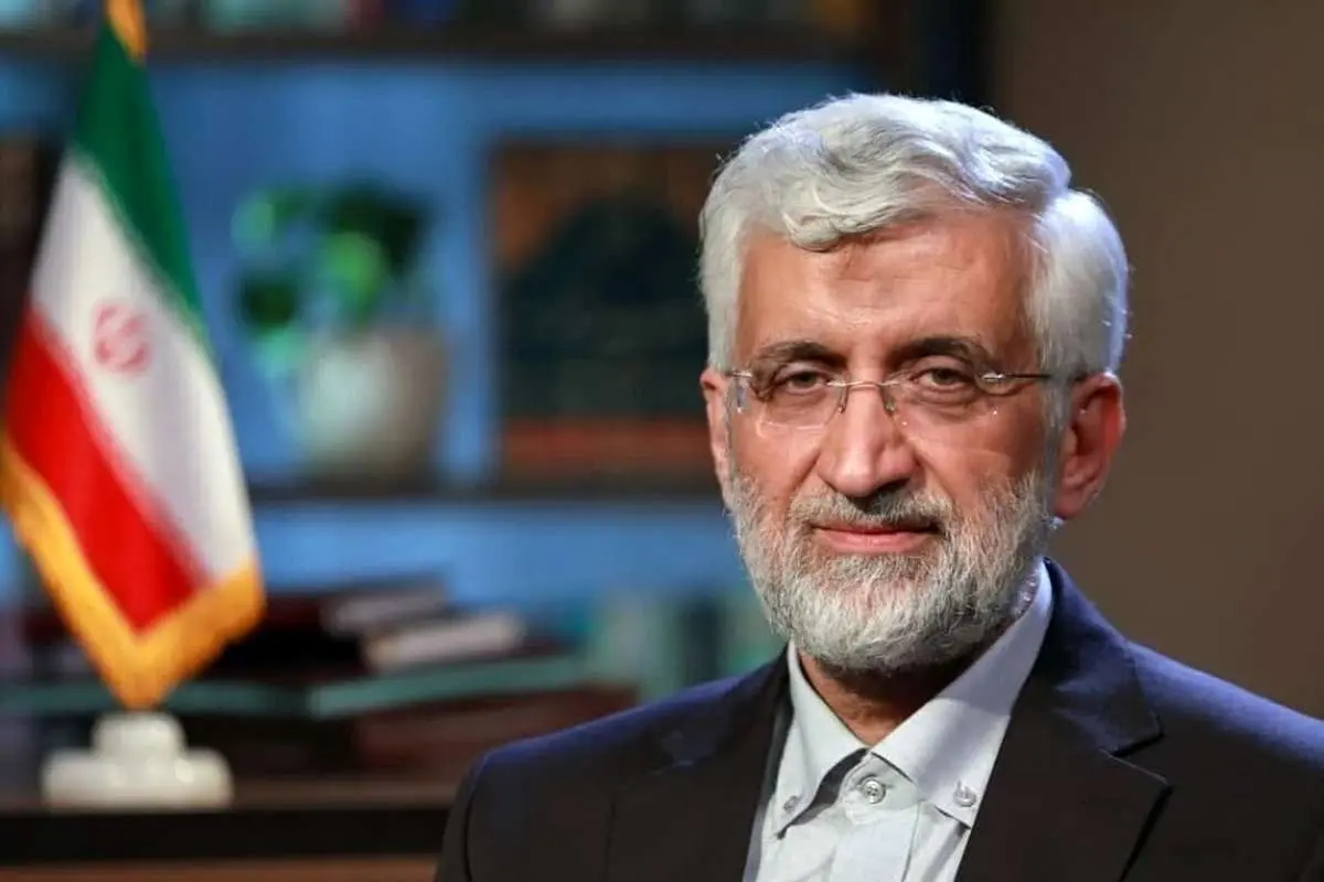 جلیلی: جریانهای انقلاب باید دولت را یاری دهند