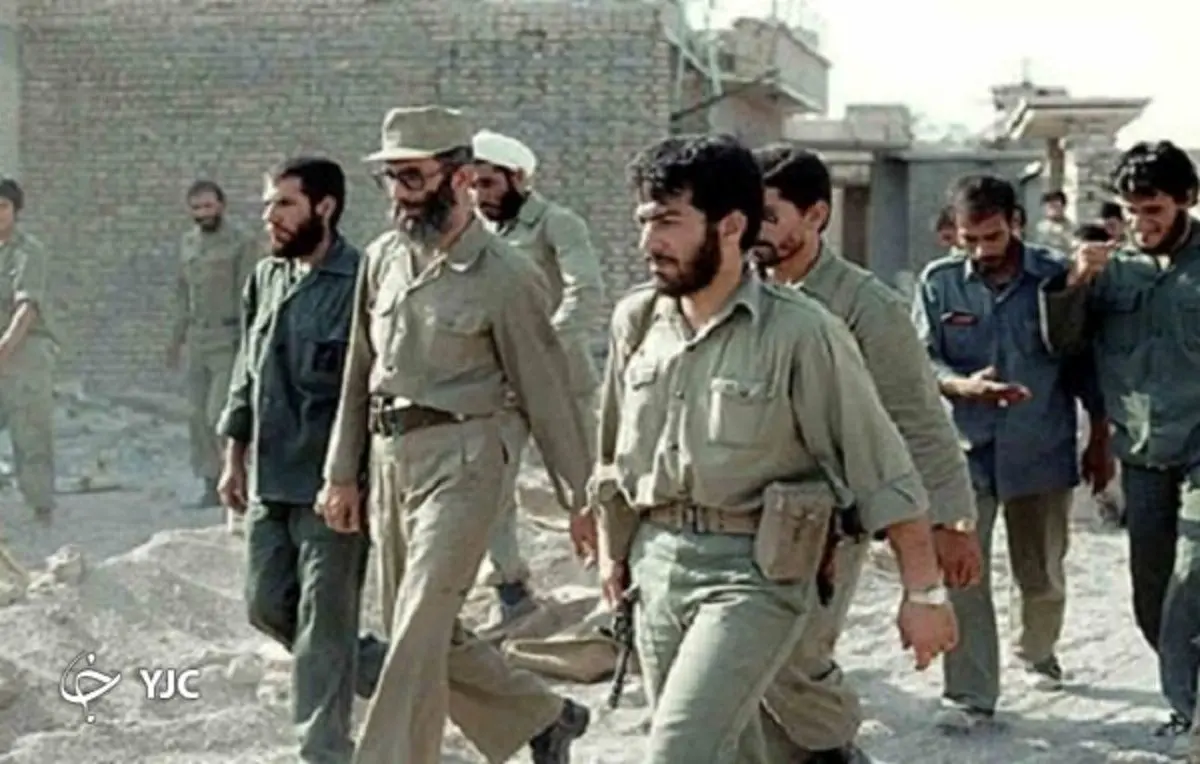 چند تصویر متفاوت از رهبر انقلاب