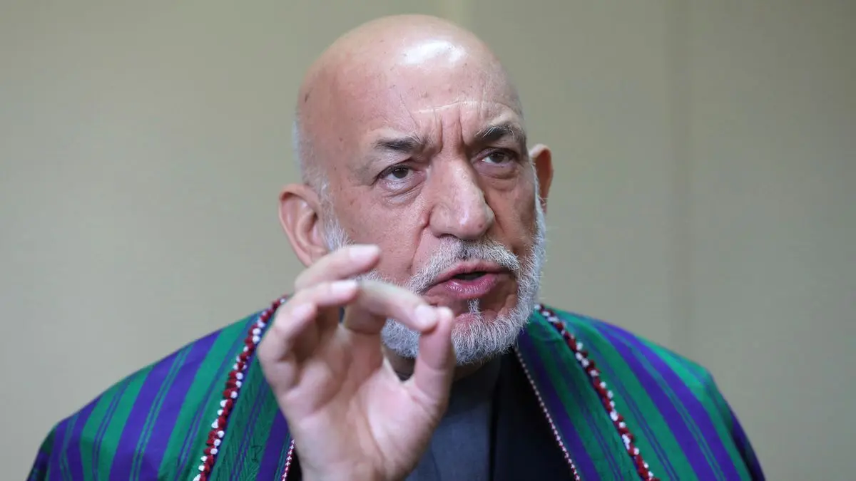 حامد کرزی: جنگ با طالبان اشتباه است