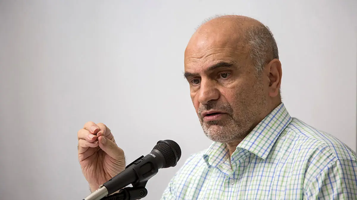 رانت‌خواران و سفته‌بازان روی اقتصاد چنبره زده‌اند