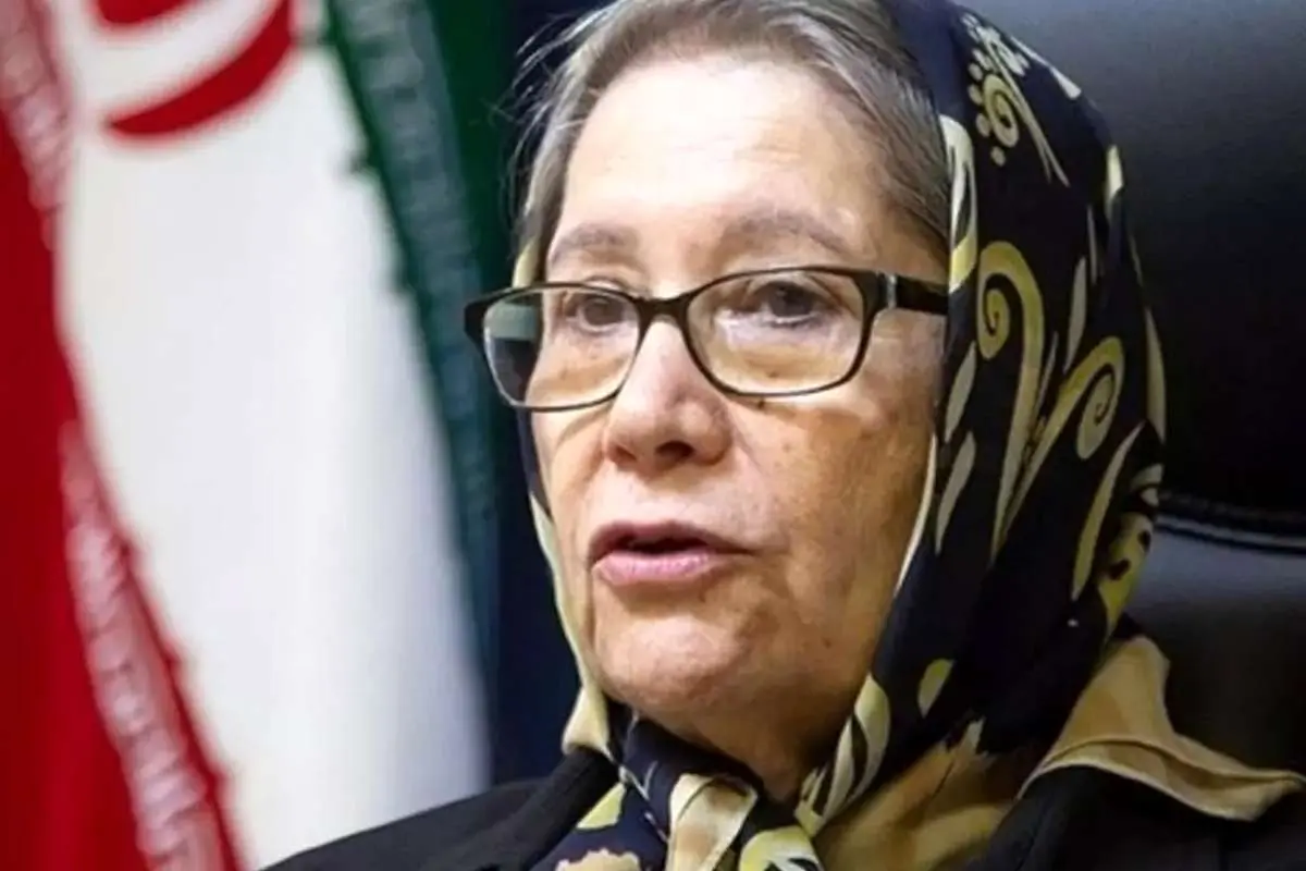 مینو محرز: وزیر بهداشت کمیته علمی ستاد کرونا را منحل کرد