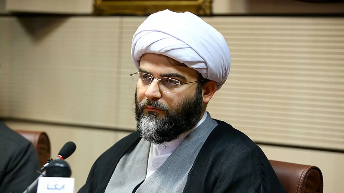 اعتراض شدید روزنامه جمهوری‌اسلامی به رئیس سازمان تبلیغات