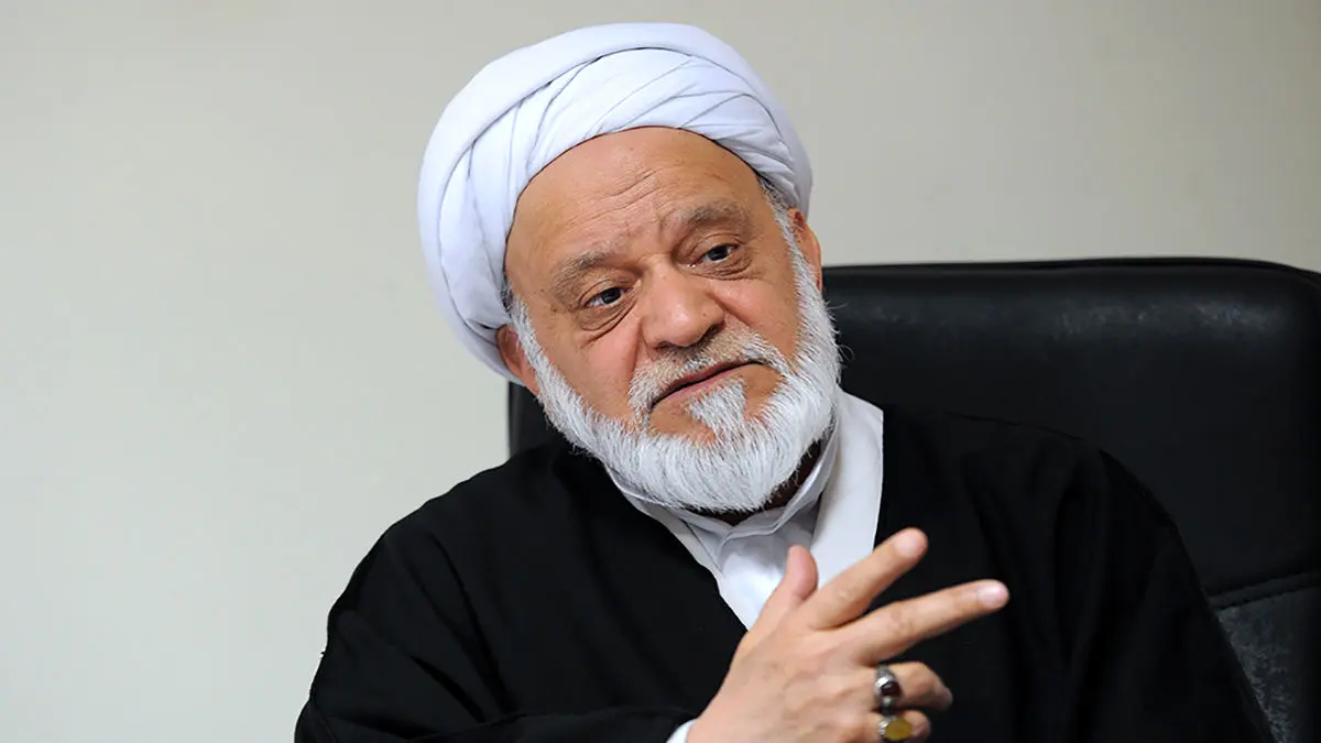 کنایه مصباحی مقدم به پایداری‌ها
