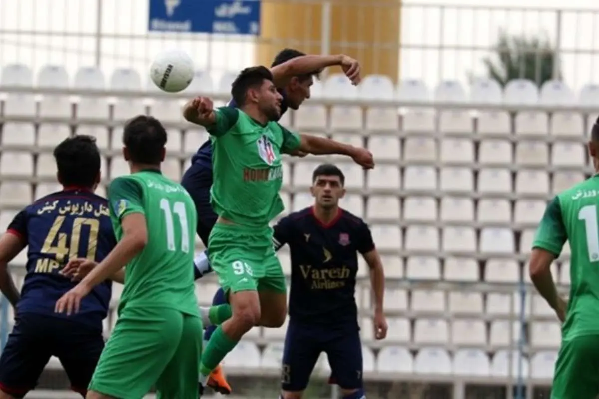 اخراج سه بازیکن ماشین سازی در آستانه بازی با پرسپولیس