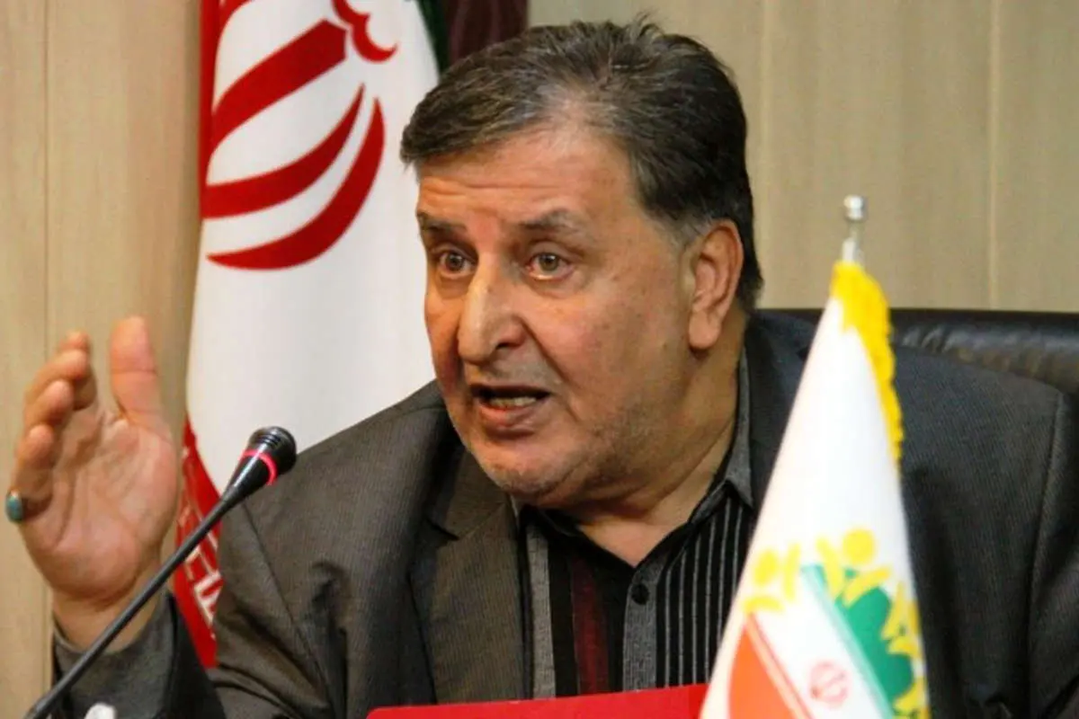 مگر میتوانیم پول فروش نفت را با چمدان وارد کنیم؟