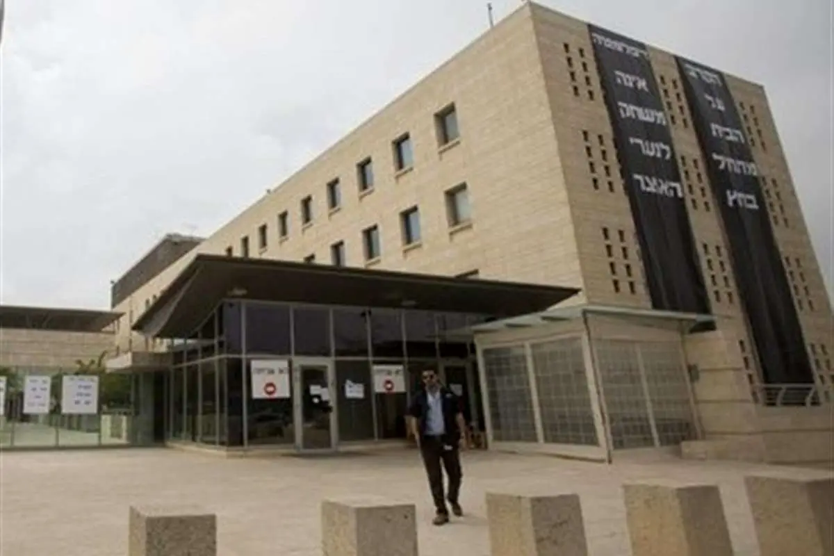 ادعای رسانه عبری درباره سفر غیرقانونی کارمند وزارت خارجه اسرائیل به ایران