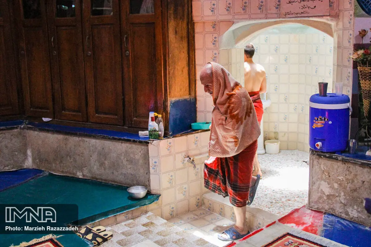 (تصاویر) حمام نقاشی خوراسگان