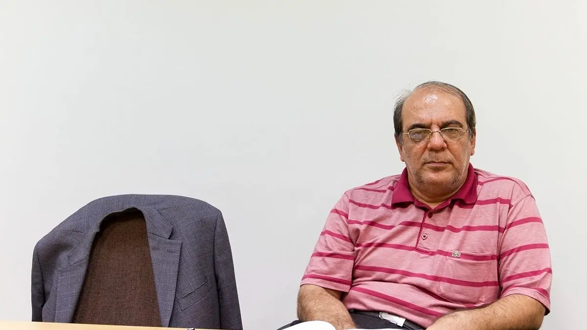عباس عبدی: به خاتمی گفتم کارهایتان را فریز کنید