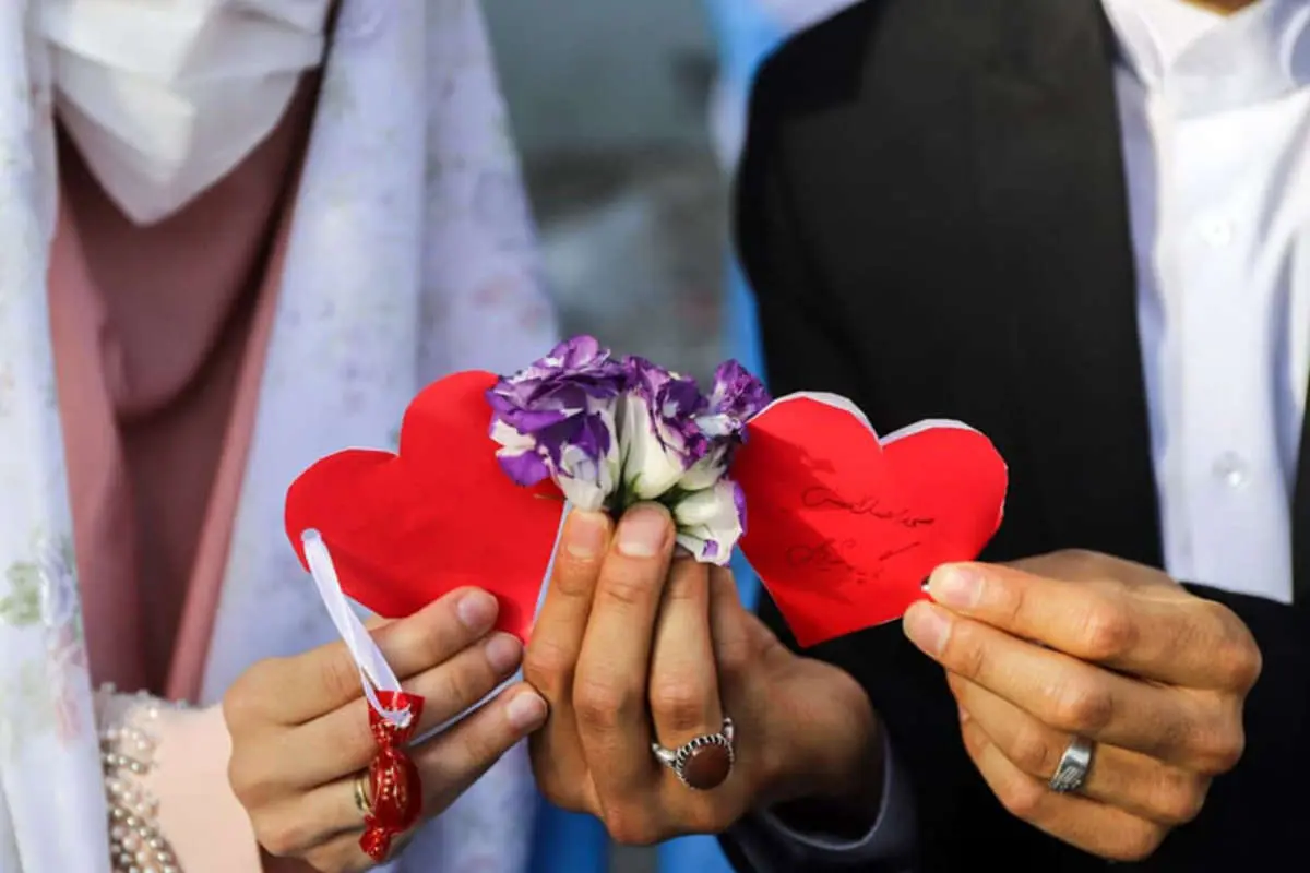 نسخه کیهان برای افزایش ازدواج و فرزند آوری