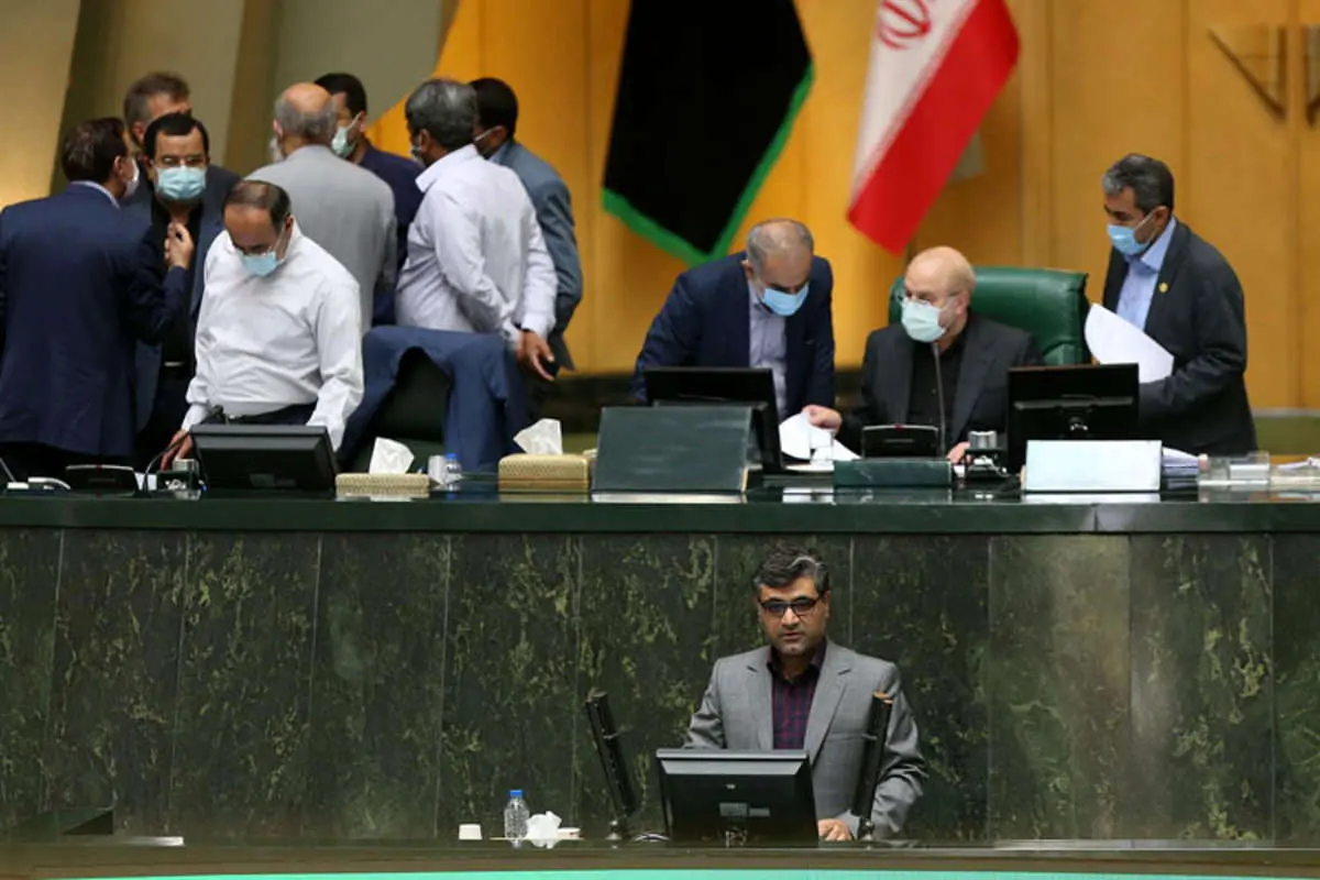 طرح جنجالی مجلس؛ نامه مهم آذری جهرمی و کسب و کارهای اینترنتی