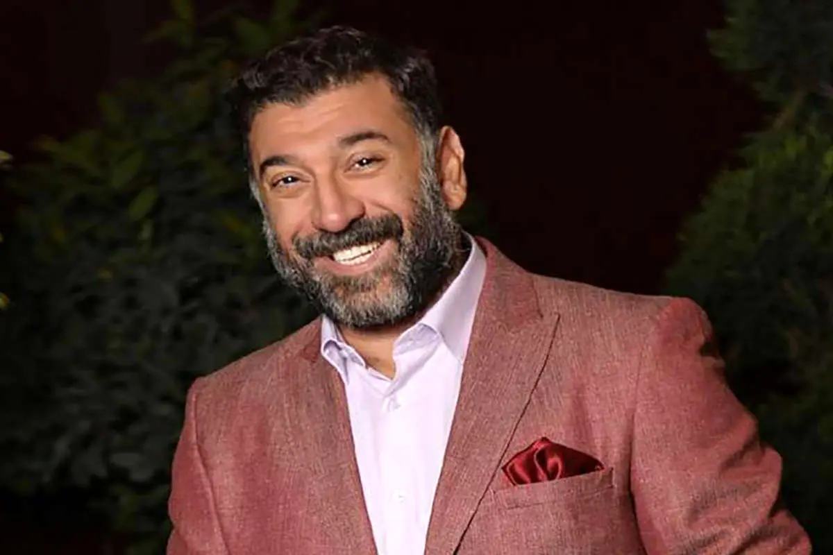 (ویدئو) علی انصاریان با نگاه، ملی پوشان را میخنداند