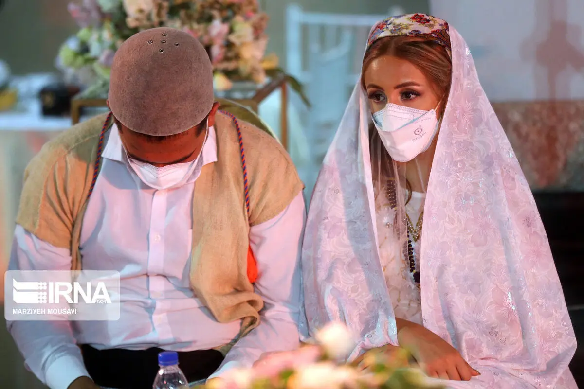 (تصاویر) جشن عروسی ۲۱ زوج کم‌برخوردار