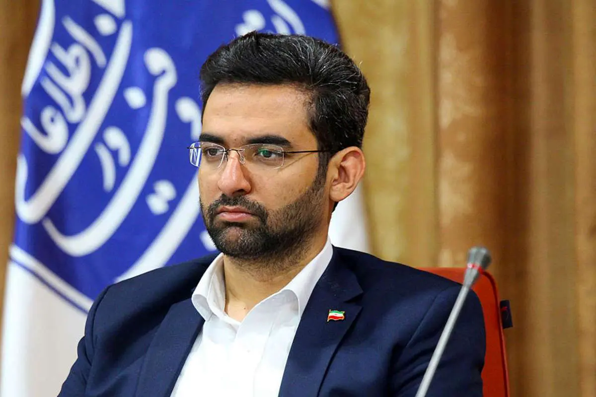 نظر جهرمی درباره فعالیت اینترنت ماهوارهای