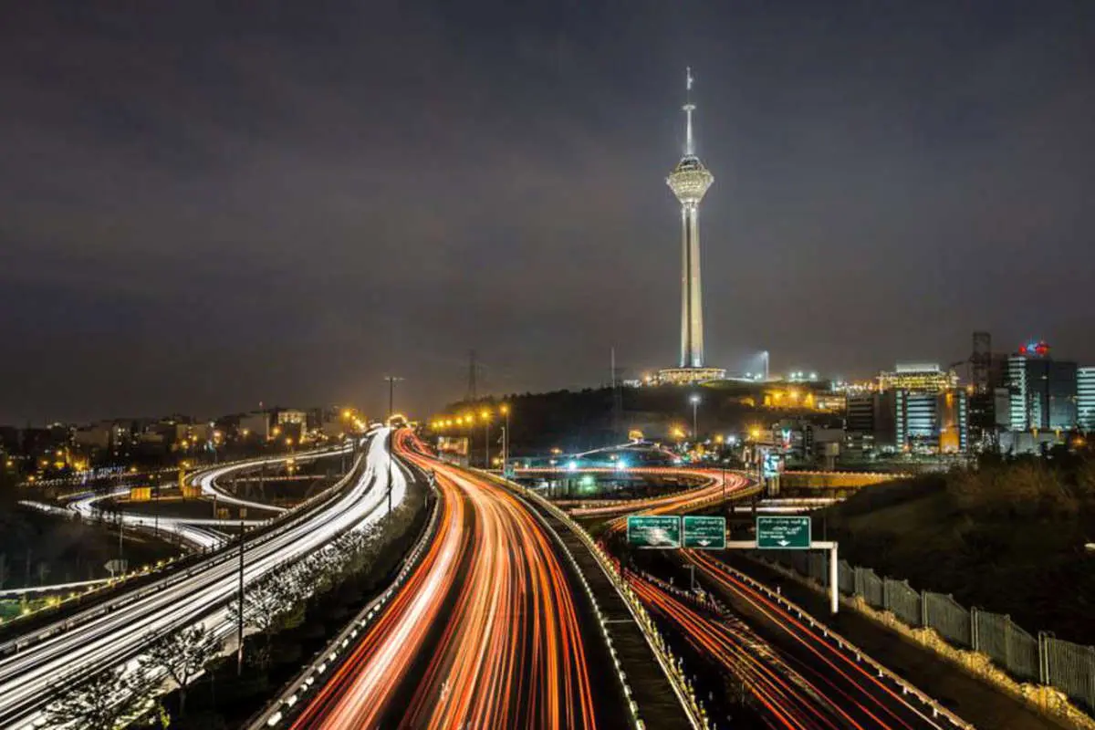 انتقال پایتخت و نهضت مسکن‌سازی
