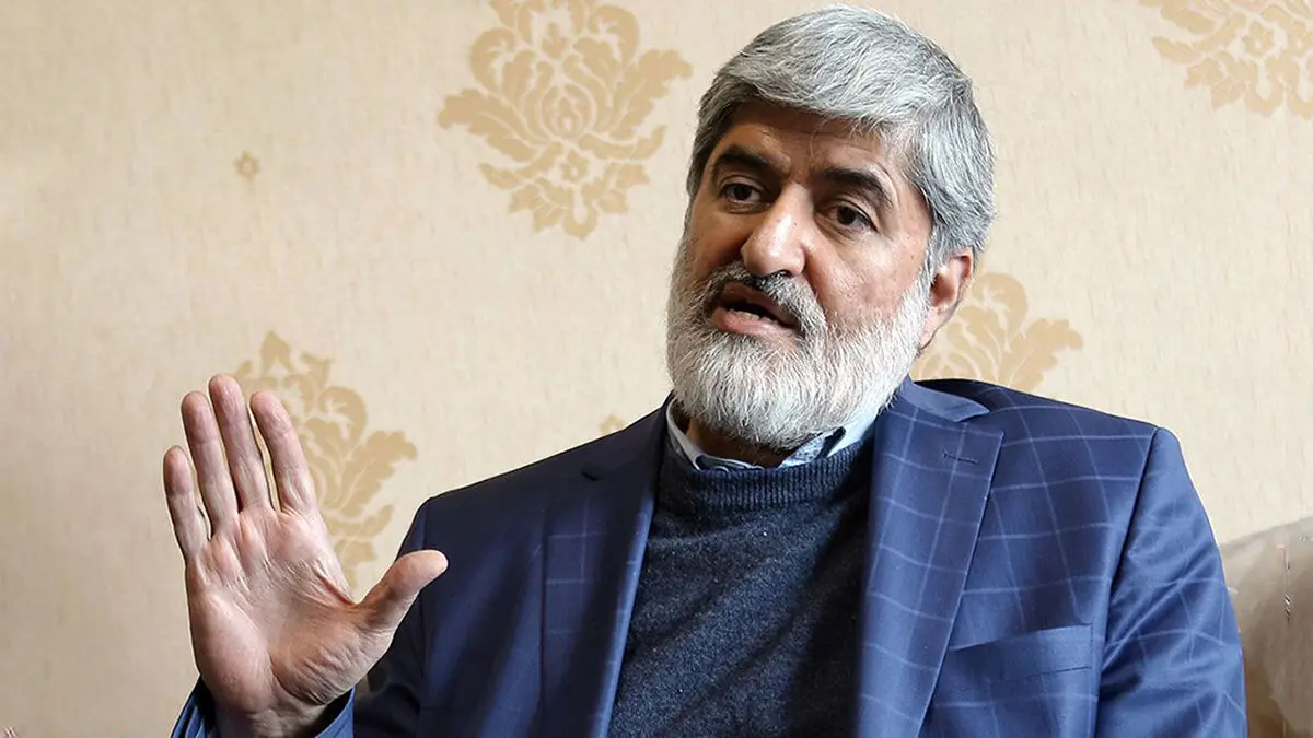 علی مطهری خطاب به رئیسی: شرط دست بوسی را از کجا آوردید؟