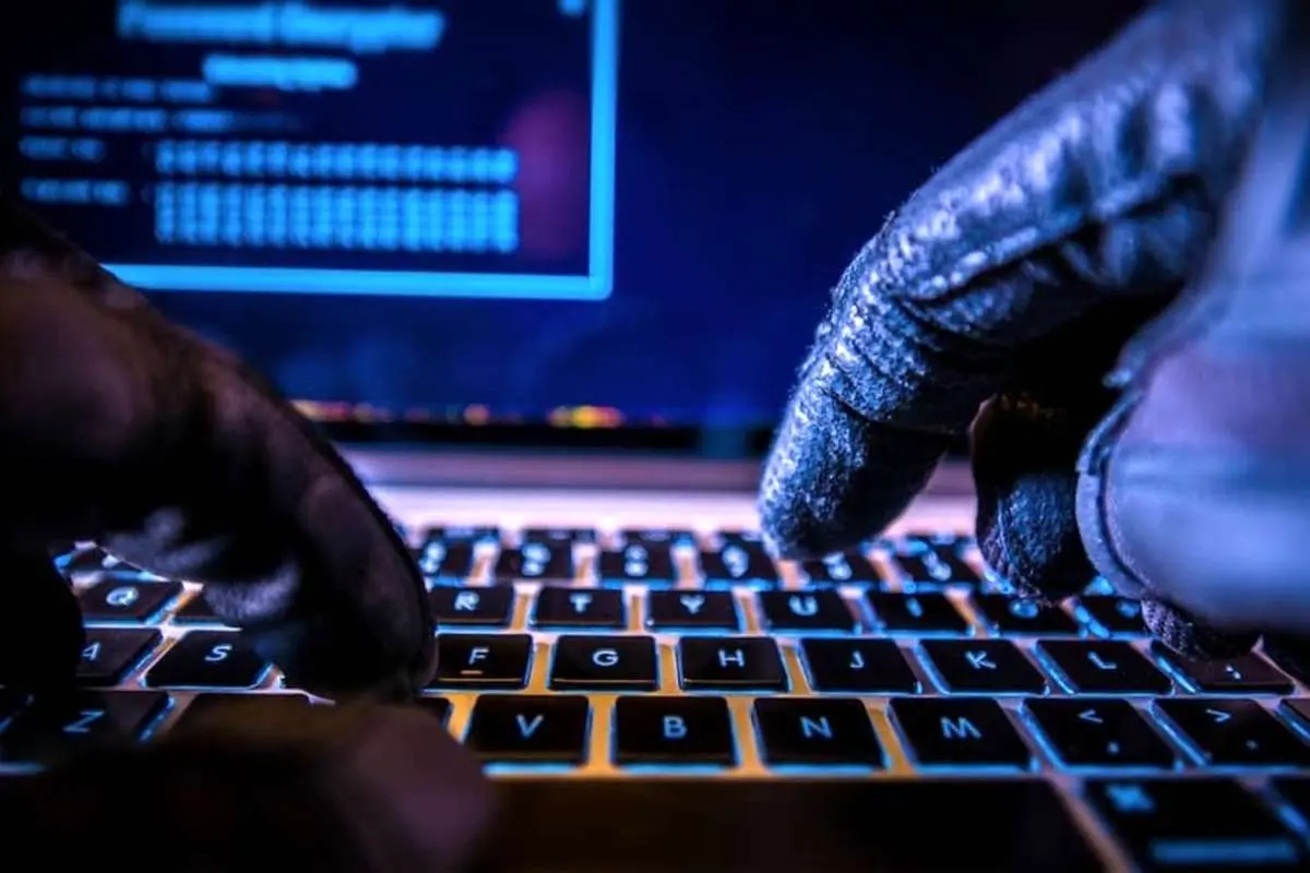 چگونه هنگام معامله آنلاین کلاهمان را سفت بچسبیم؟