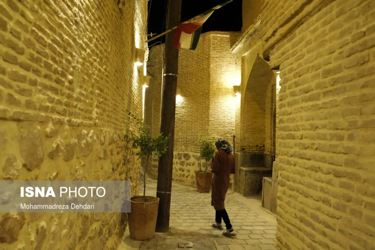 (تصاویر) کوچه «هفت پیچ» در شب