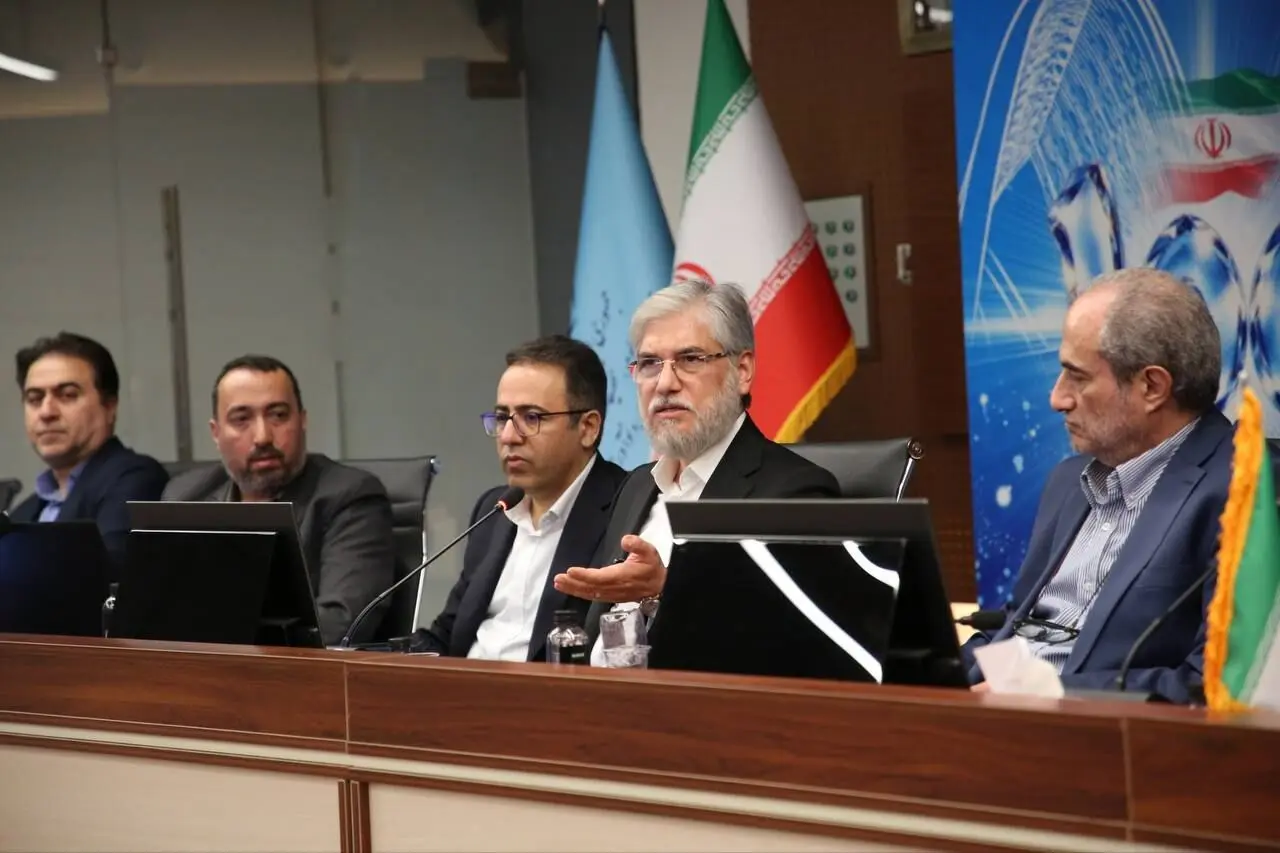 وزیر علوم در جمع روسای ‌پارک‌های علم‌ و فناوری: مراقب سرمایه‌گذاری‌های موازی در حوزه فناوری باشیم