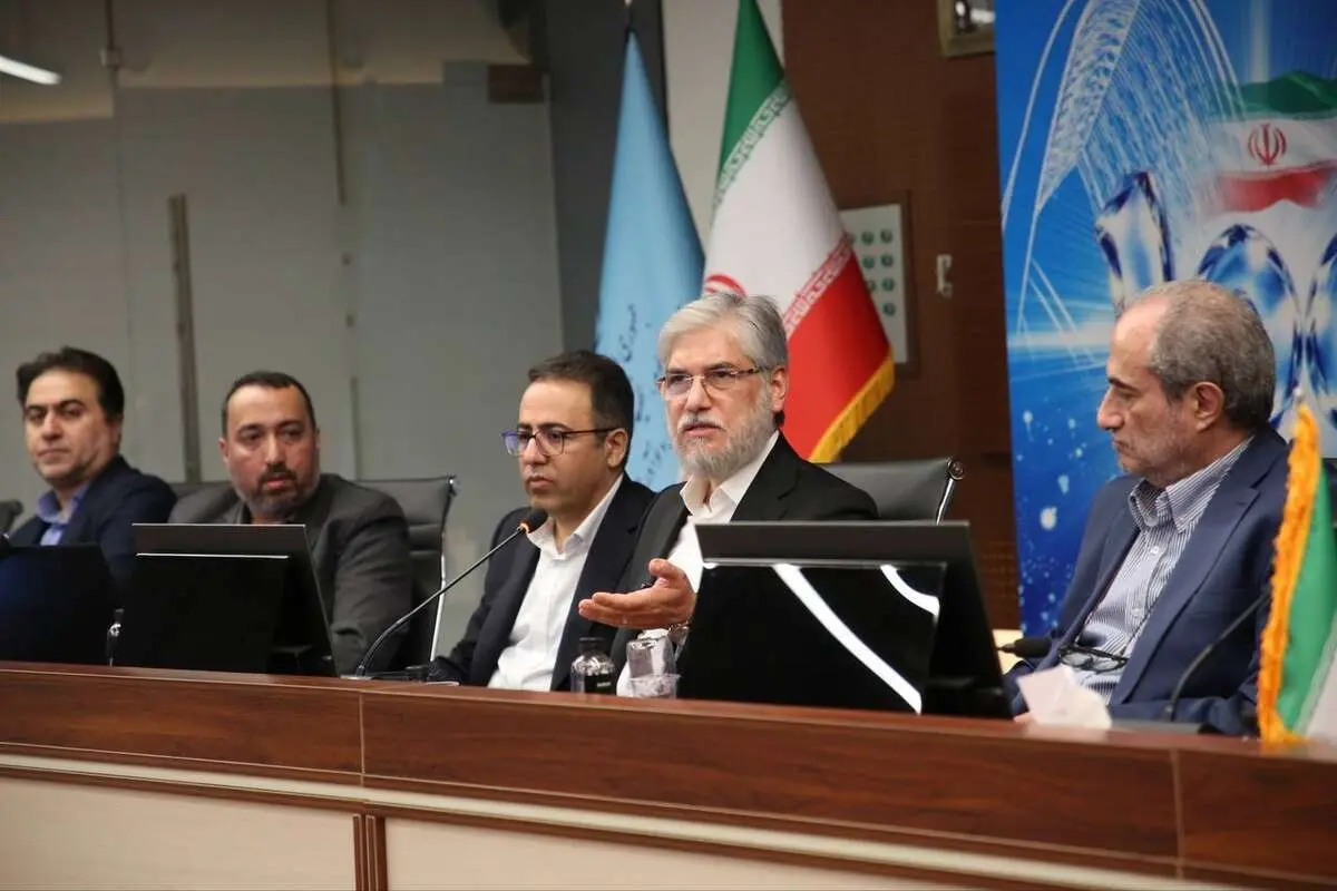 وزیر علوم در جمع روسای ‌پارک‌های علم‌ و فناوری: مراقب سرمایه‌گذاری‌های موازی در حوزه فناوری باشیم