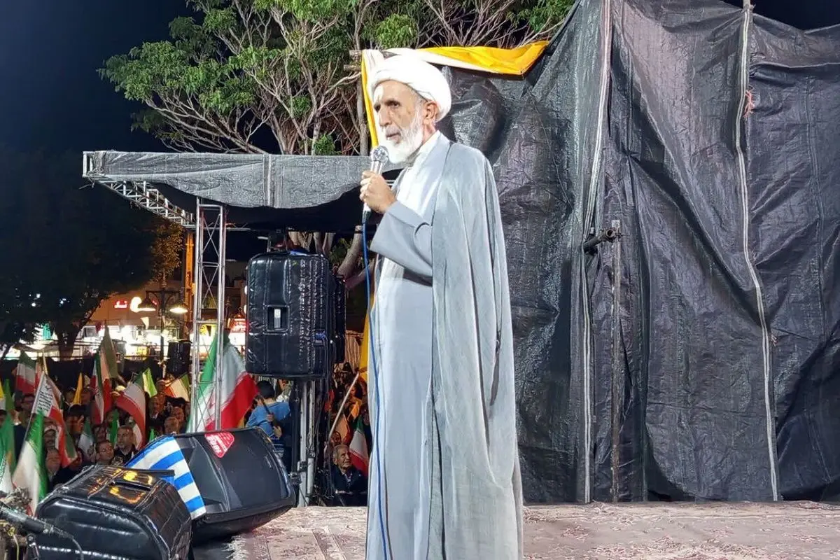 طائب: قدرت جمهوری اسلامی آمریکا را وادار به عقب‌نشینی کرد