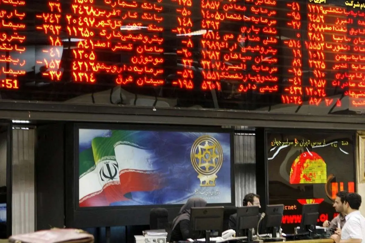 شاخص کل بورس امروز ۱۲ دی ۱۴۰۰؛ رشد ۲۲۳ واحدی