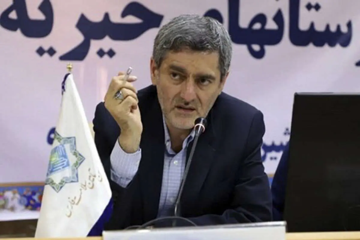 استاندار فارس: پزشکانی که تهدید به مهاجرت می‌کنند، بروند!